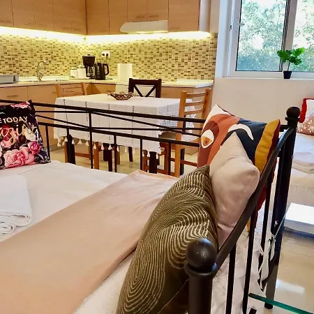 The Metropolis Rhodes Tatil Evi *