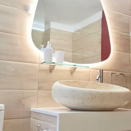 The Metropolis Rhodes 펜션